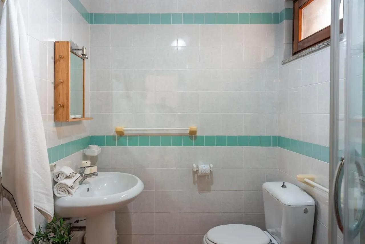 Glorious Residence Le Pavoncelle One Bedroom Sleeps Four Child Num1453 Santa Teresa Gallura